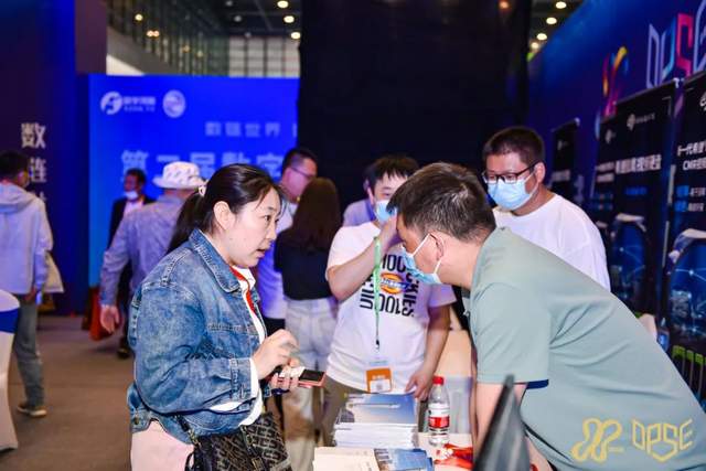 以商贸之名入中华腹地,慧聪物联网品牌巡展·郑州站打通华中智能安防、物联网渠道市场! 以商贸之名入中华腹地,慧聪物联网品牌巡展·郑州站打通华中智能安防、物联网渠道市场!