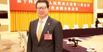 全国人大代表、中国铁塔董事长张志勇：发力低空基础设施建设