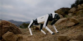 全球首款家庭智能体机器人！越疆Rover X1发布：7499元 支持安防、情感陪伴