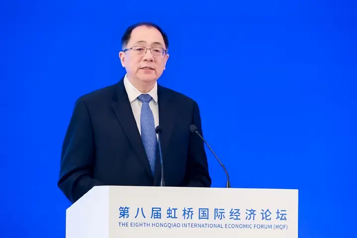 高通孟樸进博会演讲：人工智能加速演进，云端与边缘的协同至关重要