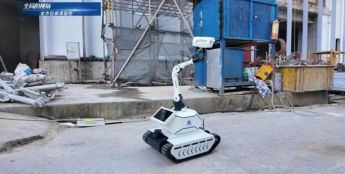 重庆大学溧阳智慧城市研究院牵头研发机器人斩获全国大赛“最具创新奖”