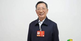 姜耀东委员：建立企业“人工智能+”激励机制，为高质量就业破局赋能