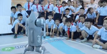 教育强国“未来课堂”进校园，人工智能、脑机技术成热点课程