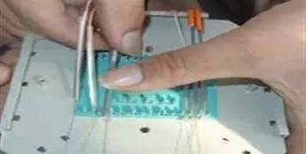 光纤熔接的详细图文步骤三：熔接后安装步骤